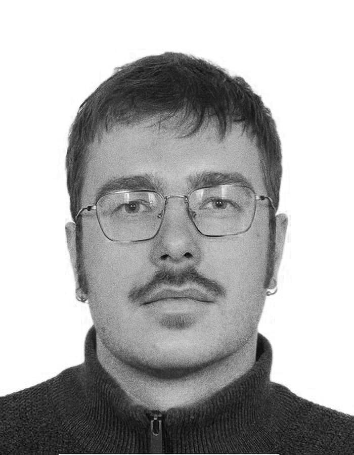 Interdisciplinary artist and audiovisual composer.